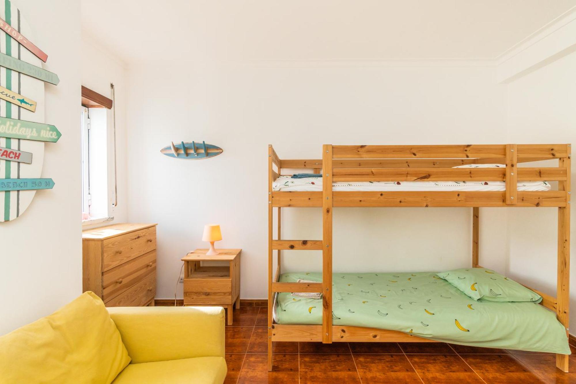 Baleal Happiness Surf House Villa Ferrel  Exterior photo