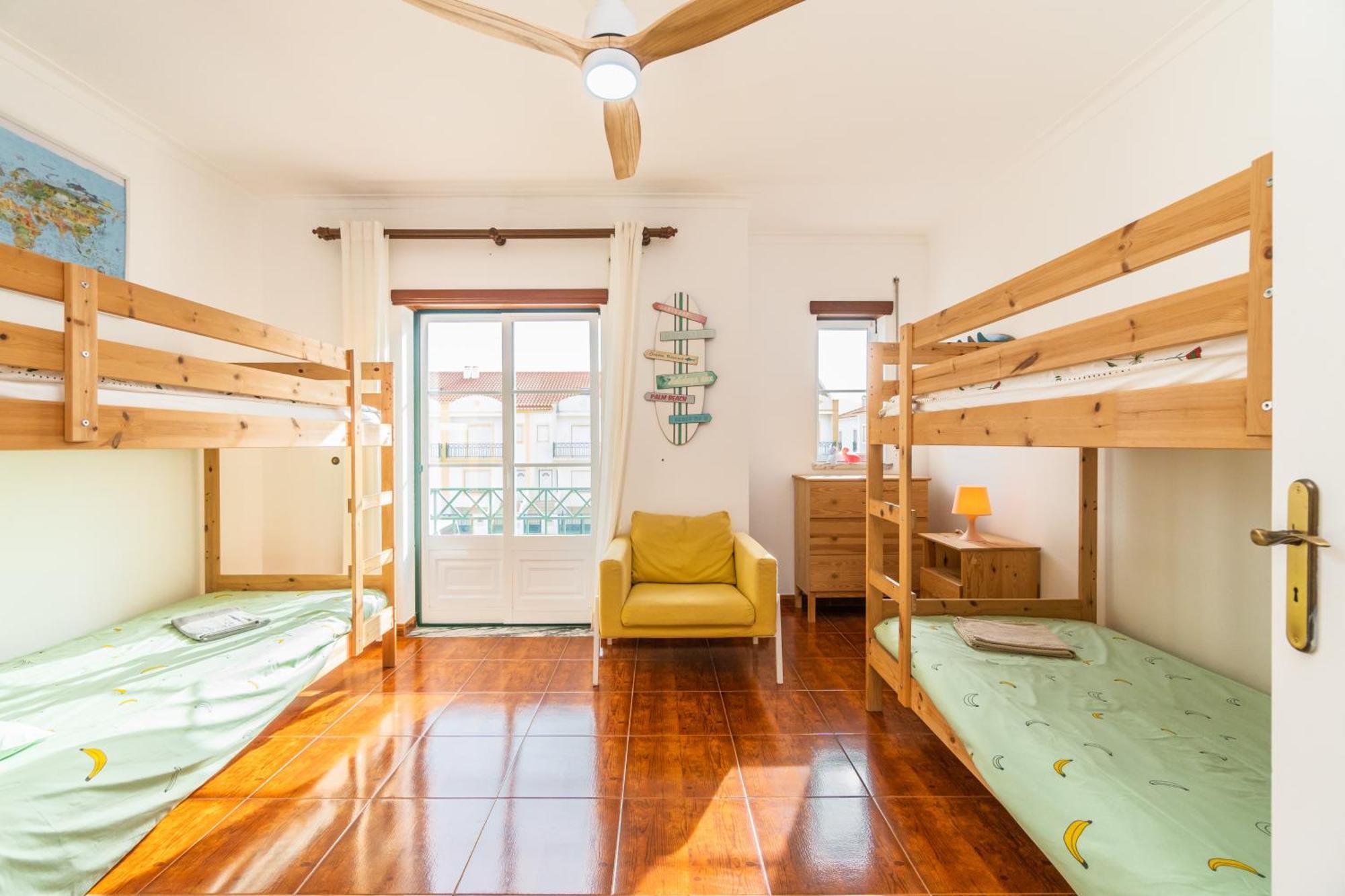 Baleal Happiness Surf House Villa Ferrel  Exterior photo