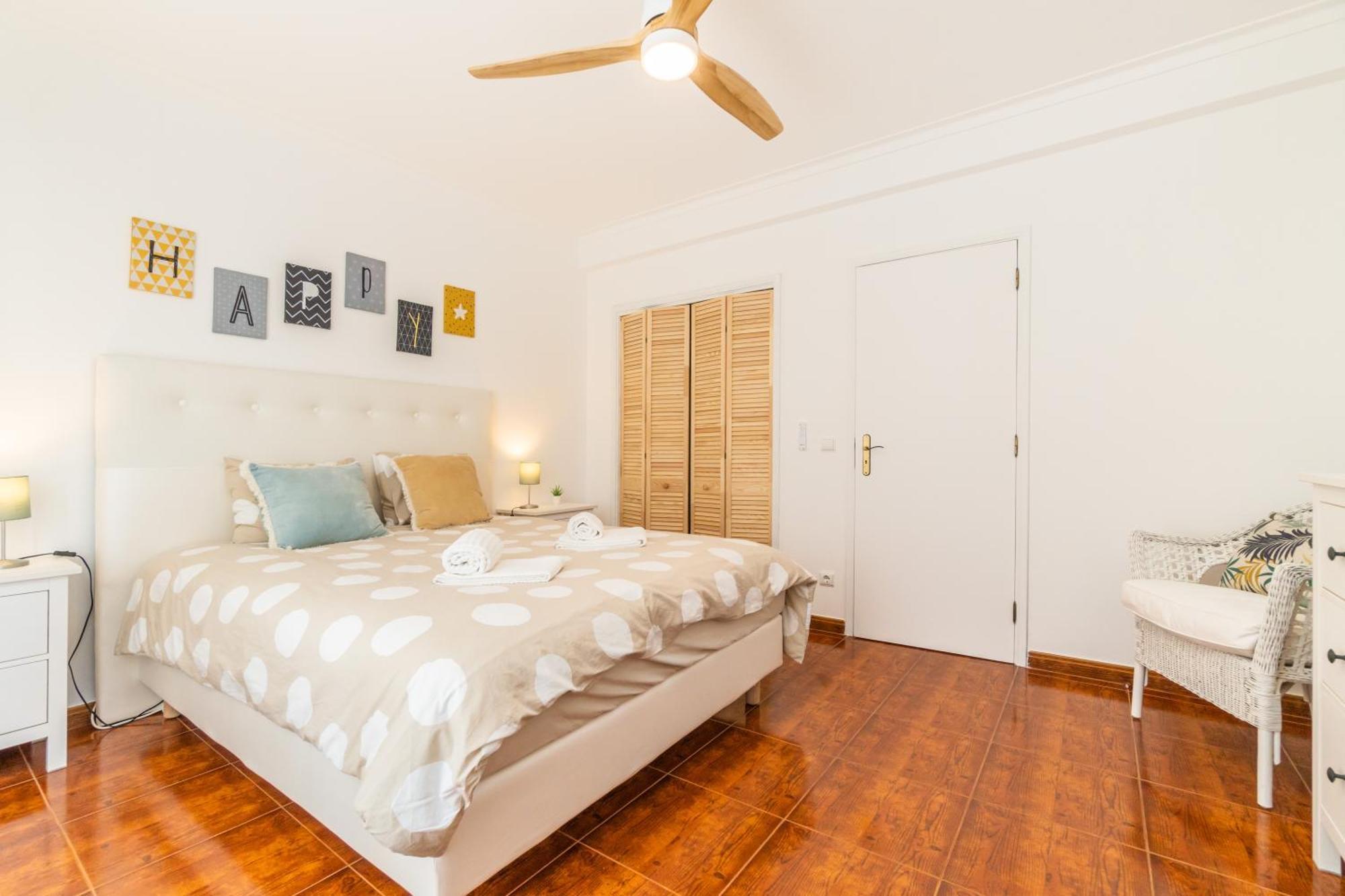 Baleal Happiness Surf House Villa Ferrel  Exterior photo
